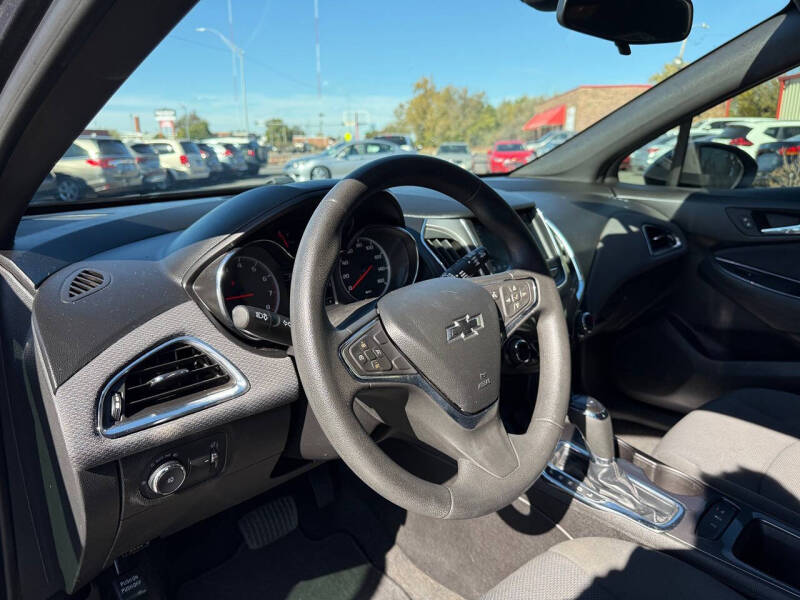 2019 Chevrolet Cruze LT