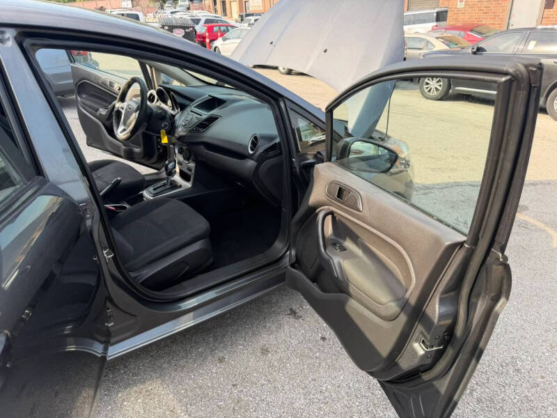 2017 Ford Fiesta SE
