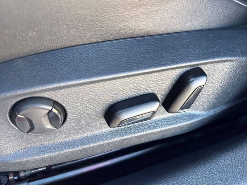 2016 Volkswagen Golf R 4Motion