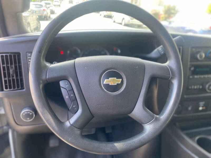 2019 Chevrolet Express 2500