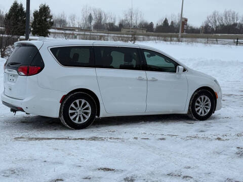 2018 Chrysler Pacifica Touring Plus
