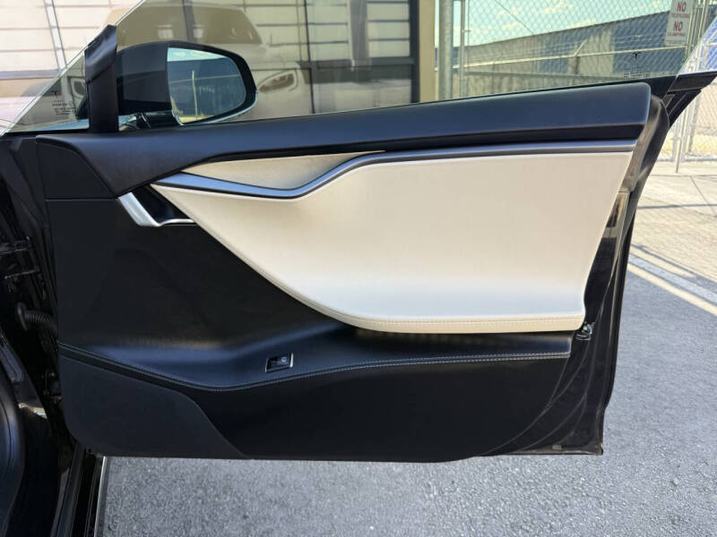 2018 Tesla Model S 75D