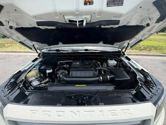 2022 Nissan Frontier SV
