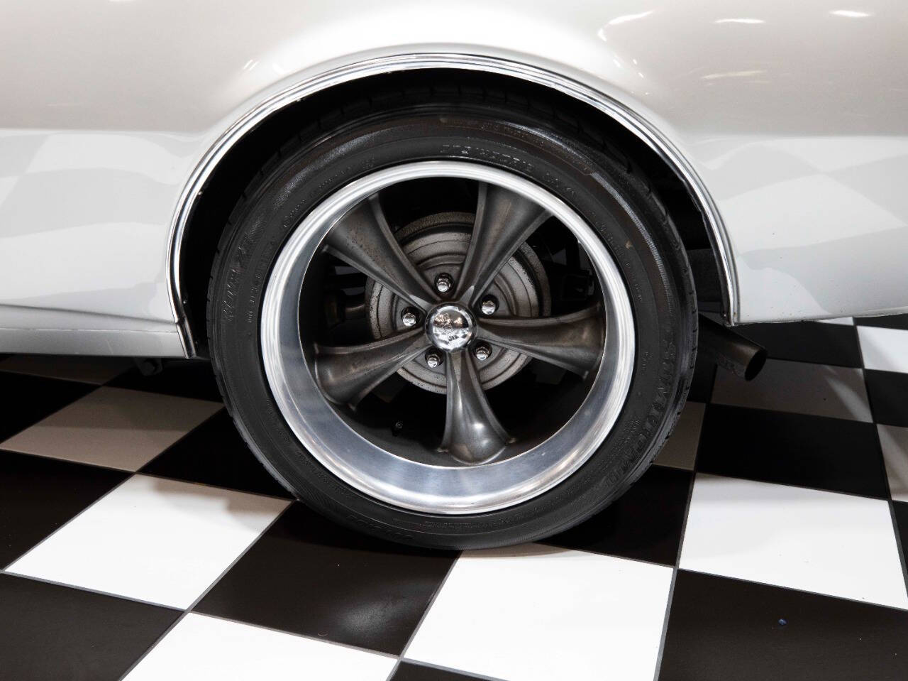 1968 Chevrolet Camaro 26