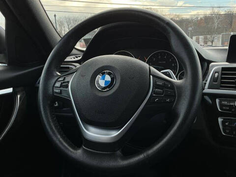 2017 BMW 3 Series 330i xDrive