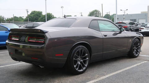 2020 Dodge Challenger
