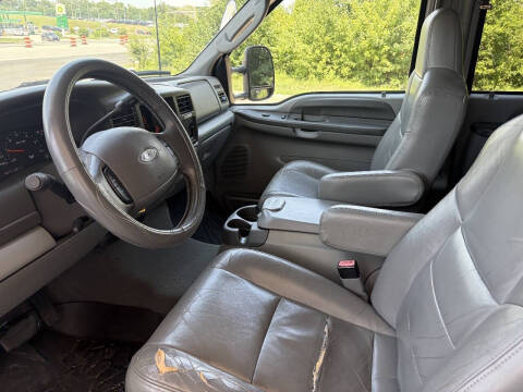 2003 Ford Excursion XLT