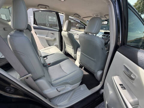 2012 Toyota Prius v Five