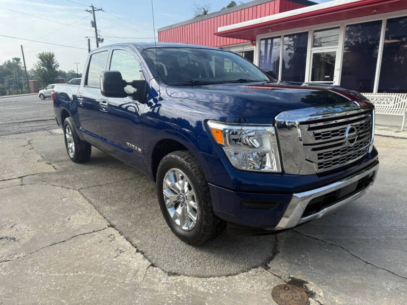 2021 Nissan Titan SV