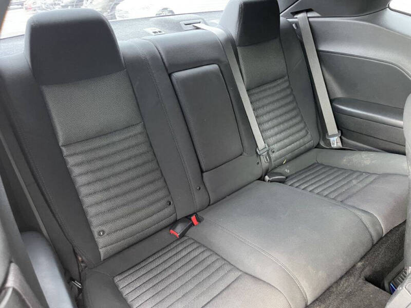 2012 Dodge Challenger SXT