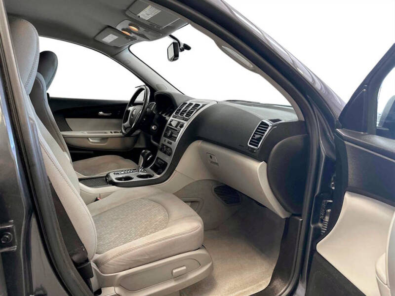 2012 GMC Acadia SLE