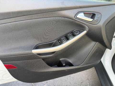 2015 Ford Focus Titanium