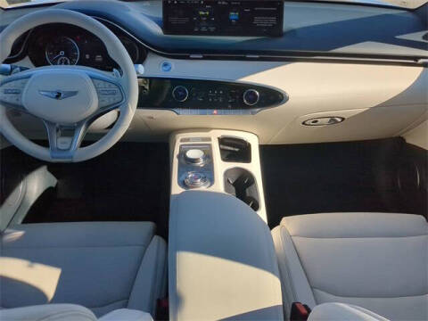 2023 Genesis Electrified GV70