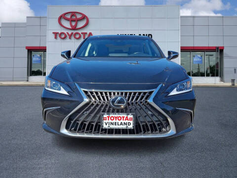 2023 Lexus ES 250