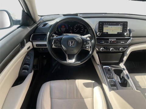 2022 Honda Accord Hybrid Touring