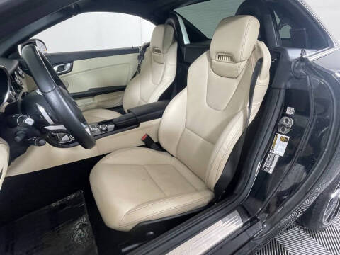 2019 Mercedes-Benz SLC SLC 300