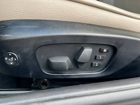 2013 BMW 3 Series 328i