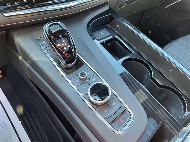 2024 Cadillac Escalade-V ESV