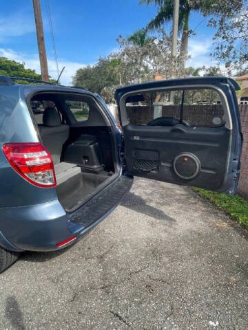 2011 Toyota RAV4 Limited