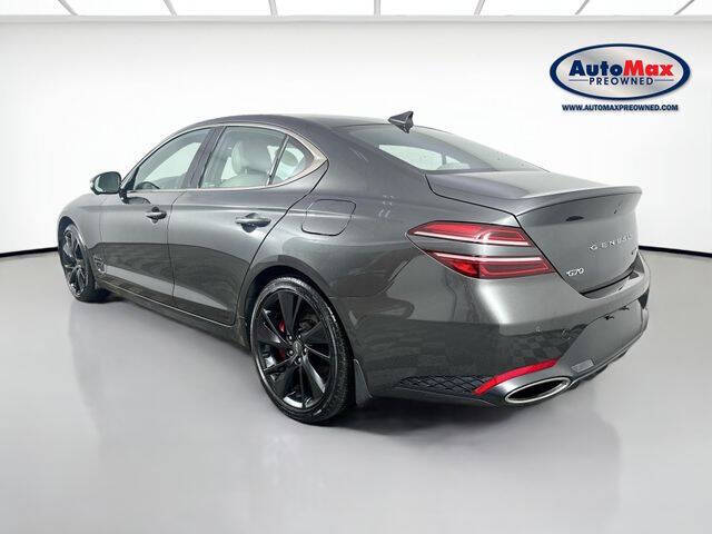 2023 Genesis G70