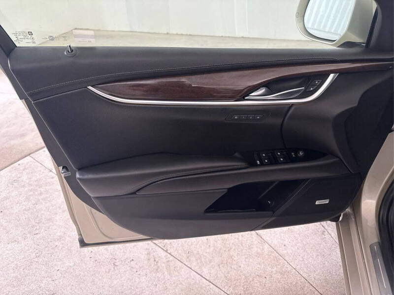 2016 Cadillac XTS Luxury