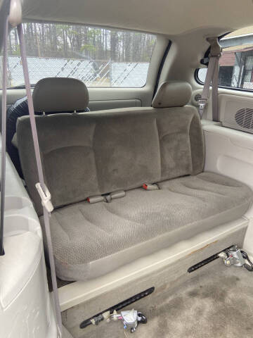 2005 Dodge Grand Caravan SE