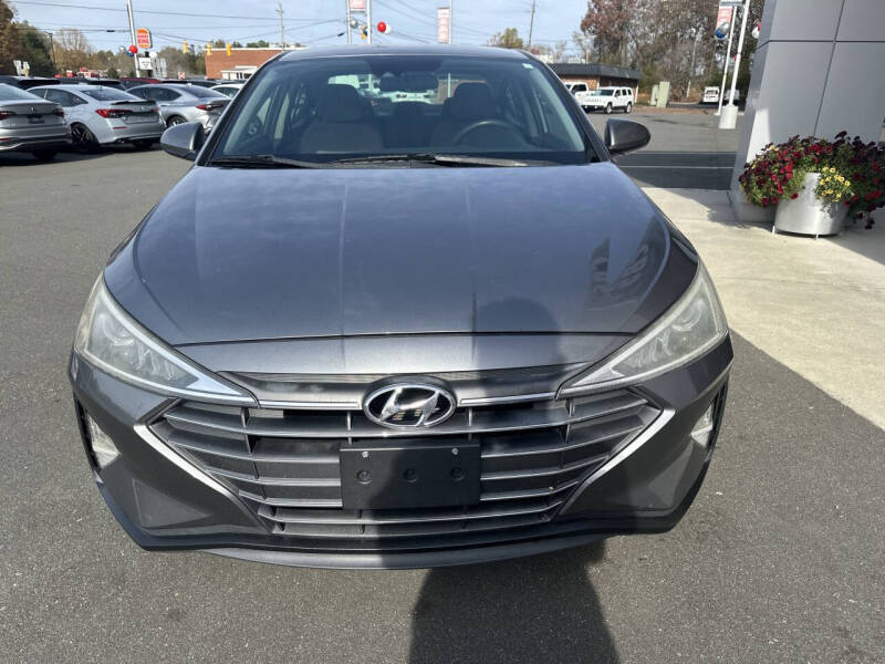 2019 Hyundai Elantra