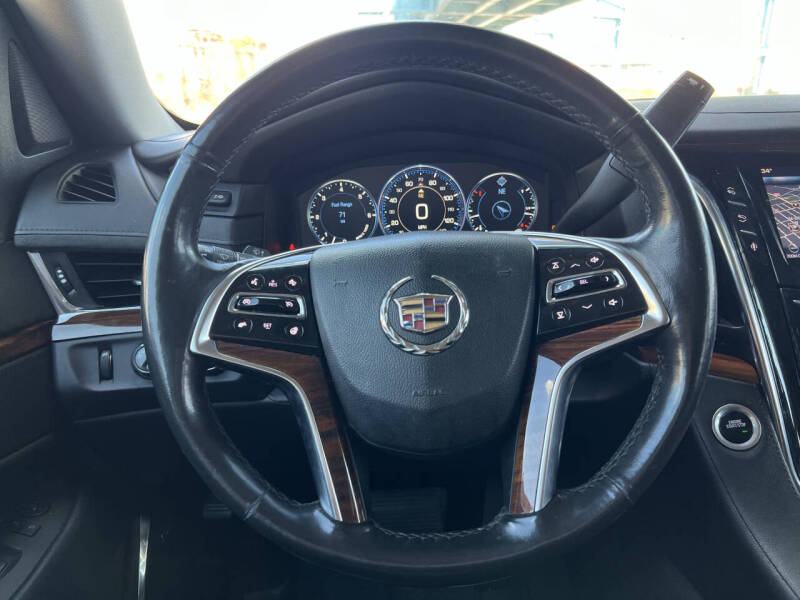 2015 Cadillac Escalade Luxury