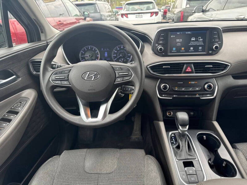 2020 Hyundai Santa Fe SE