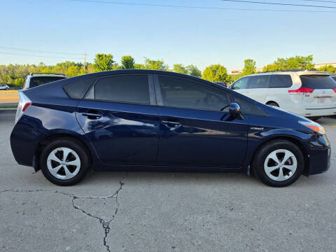 2012 Toyota Prius Two