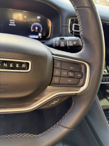 2023 Jeep Wagoneer L Series II