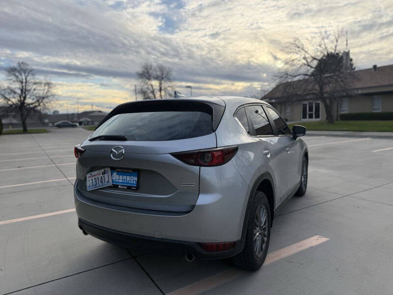 2017 Mazda CX-5 Sport