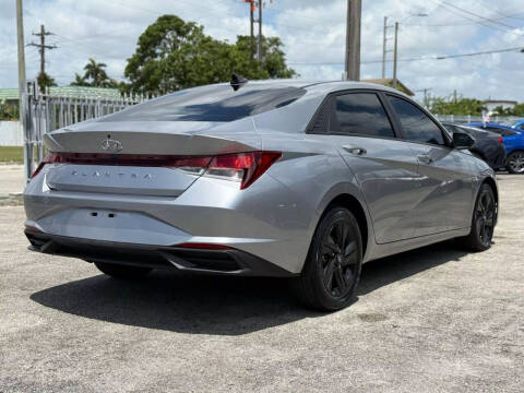 2022 Hyundai Elantra