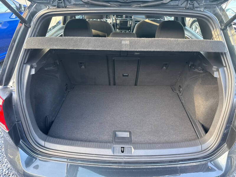 2017 Volkswagen Golf GTI S