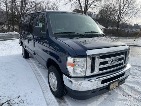 2011 Ford E-Series E-350 SD XLT