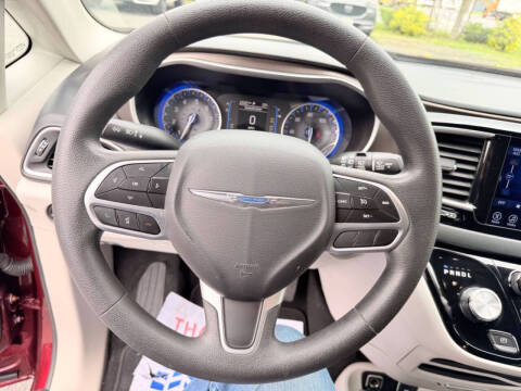 2017 Chrysler Pacifica Touring Plus