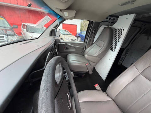 2015 GMC Savana 2500