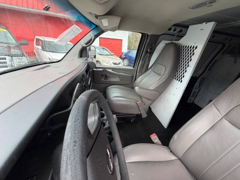 2015 GMC Savana 2500