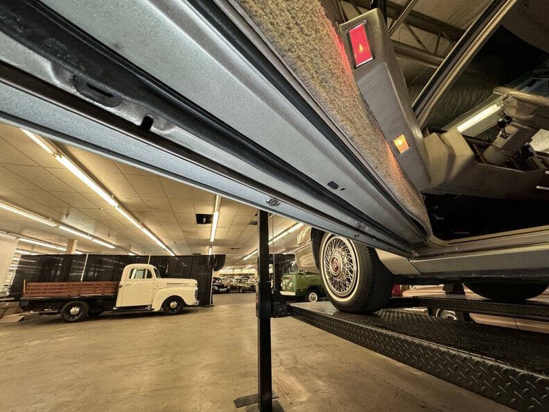 1990 Cadillac Fleetwood