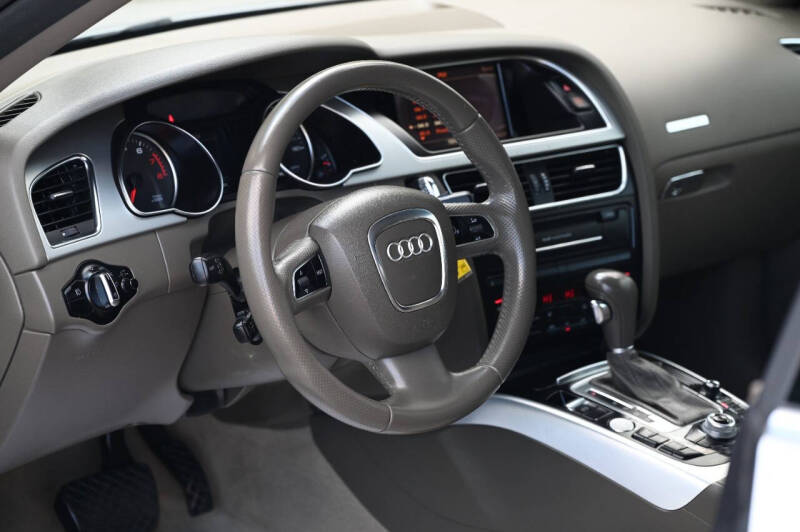 2011 Audi A5 2.0T quattro Prestige