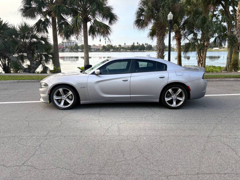 2017 Dodge Charger R/T