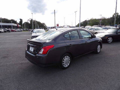 2015 Nissan Versa 1.6 S