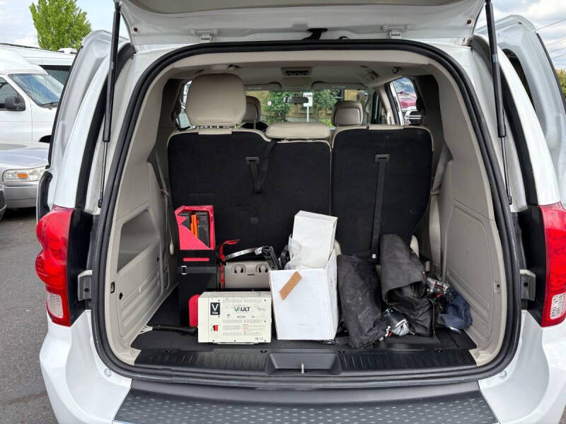 2015 Dodge Grand Caravan SE