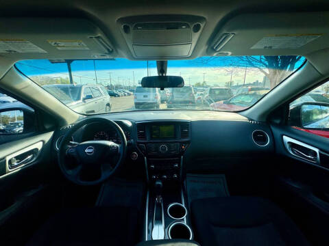 2013 Nissan Pathfinder SV