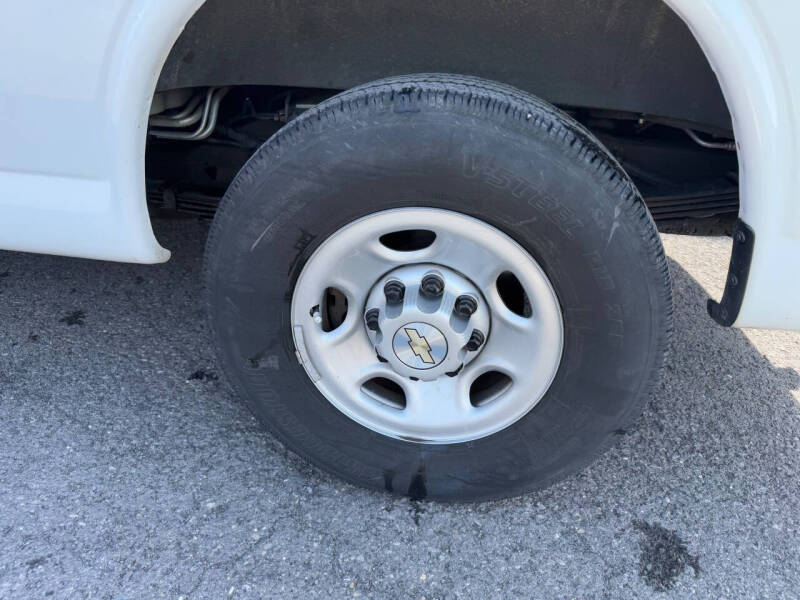 2022 Chevrolet Express 3500