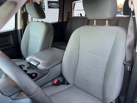 2017 RAM 1500 Express