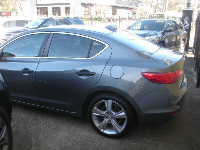 2013 Acura ILX 2.0L w/Premium