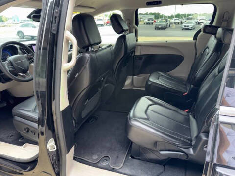 2023 Chrysler Pacifica Touring L