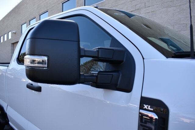 2025 Ford F-350 Super Duty XL