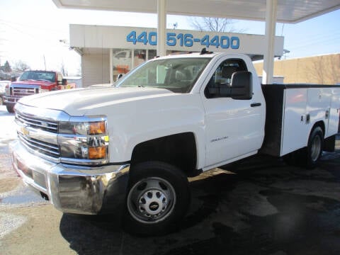 2017 Chevrolet Silverado 3500HD CC